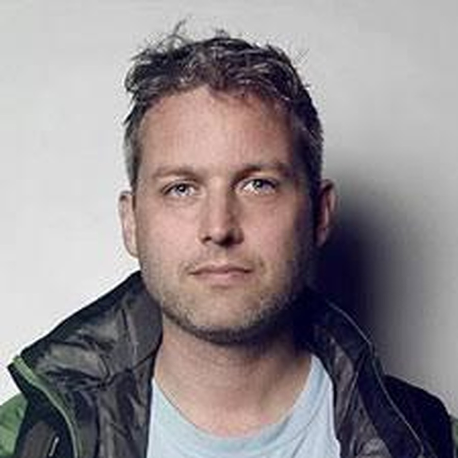 Dr Jon Hughes